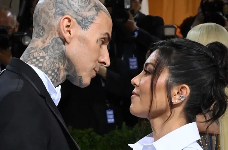 travis barker kourtney kardashian