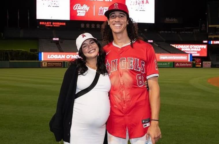 Vanessa Hudgens Baby