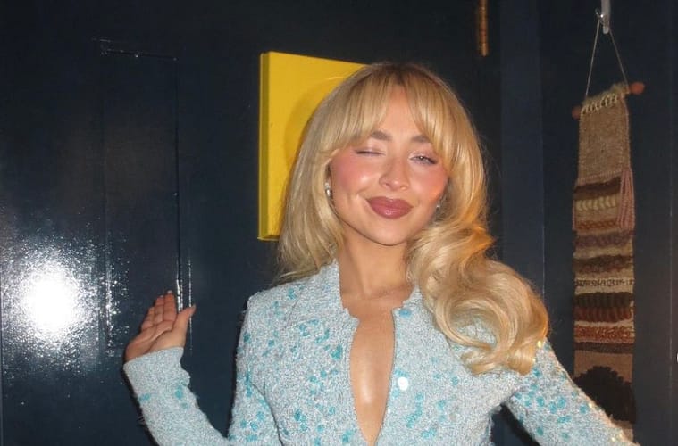 Sabrina Carpenter Short n’ Sweet Debuts at No.1 Billboard 200