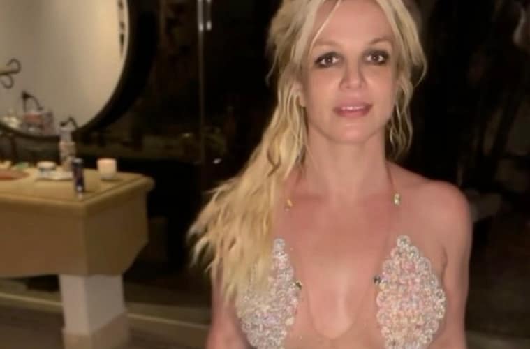 Britney Spears Reveals Her "Crazy Girl Crushes"