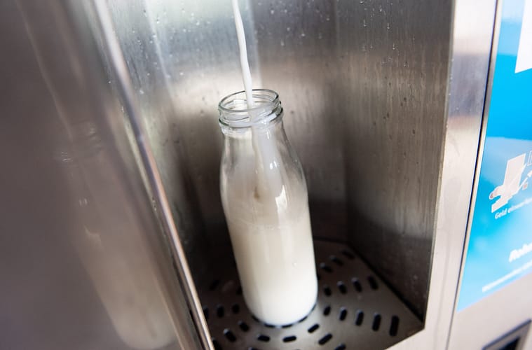 Semi-Skimmed Milk Linked to Lower Risk of Depression and Anxiety