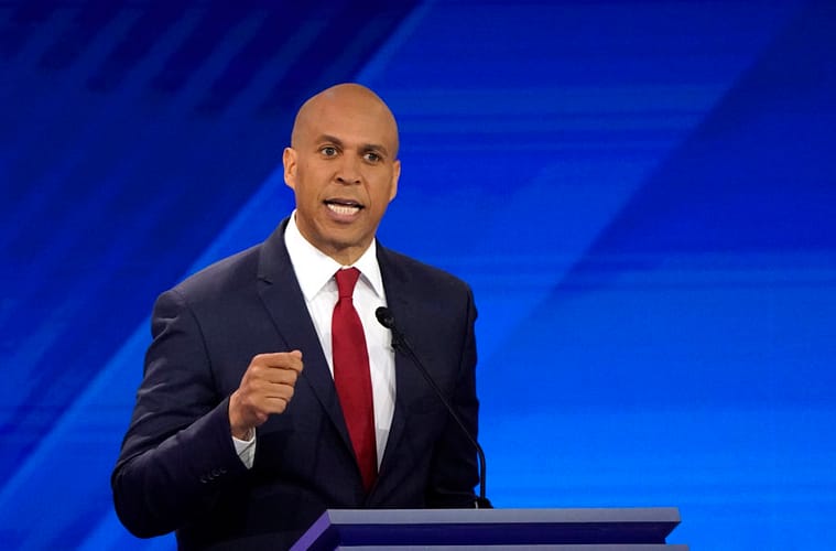 Cory Booker and Rosario Dawson Engaged