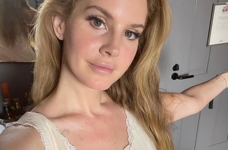 Lana Del Rey and Morgan Wallen Kiss Explained