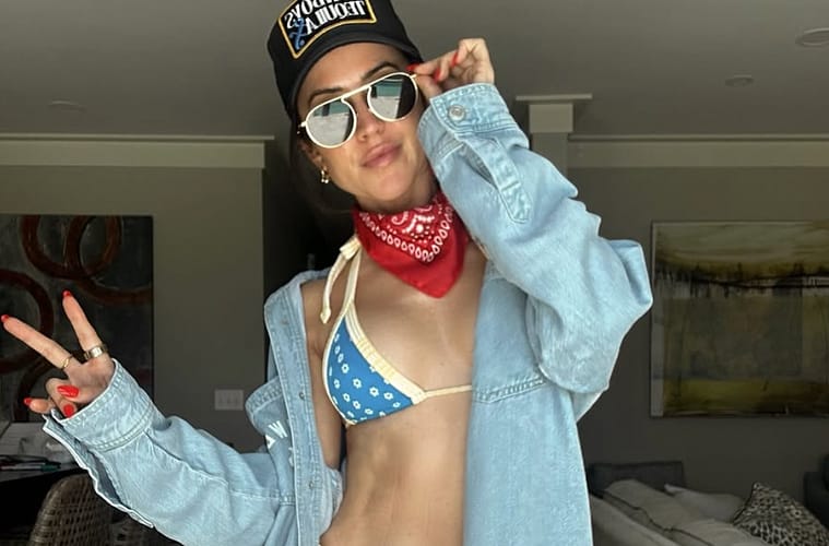 Kaitlyn Bristowe Boob Job Photo Garners Positive Response
