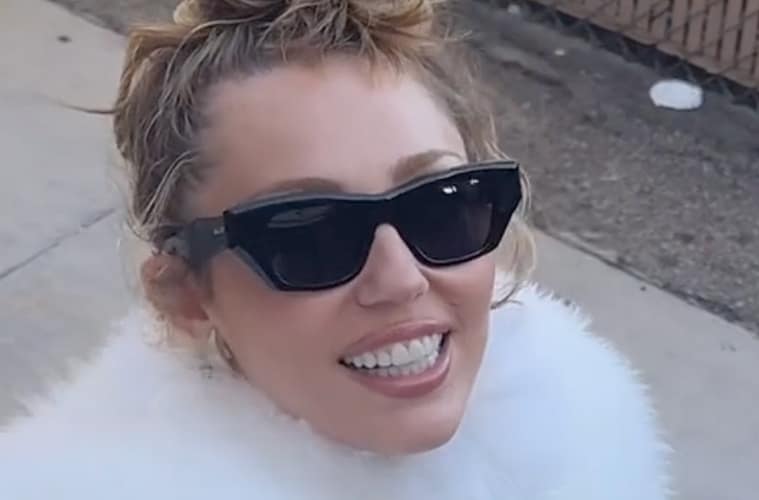 Miley Cyrus Flowers Gold Dress Rumors Addressed Finally!