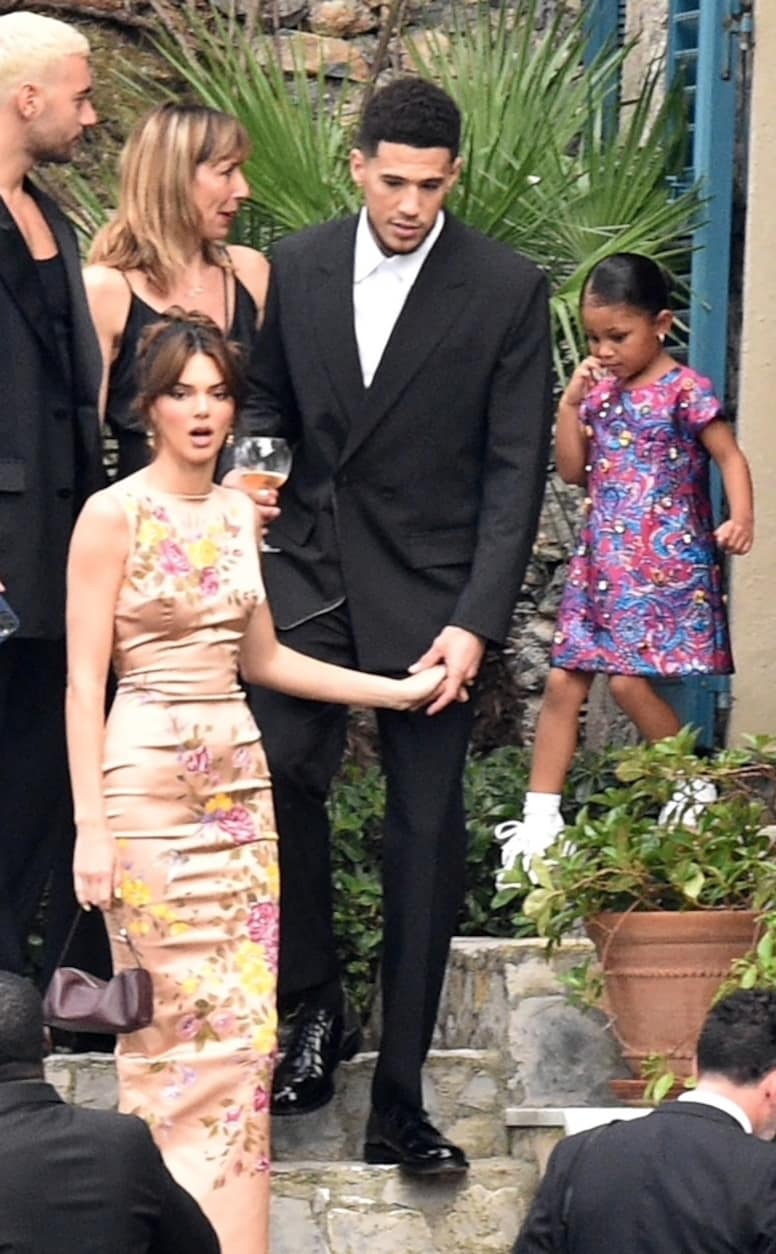 Kendall, Devin, and Stormi