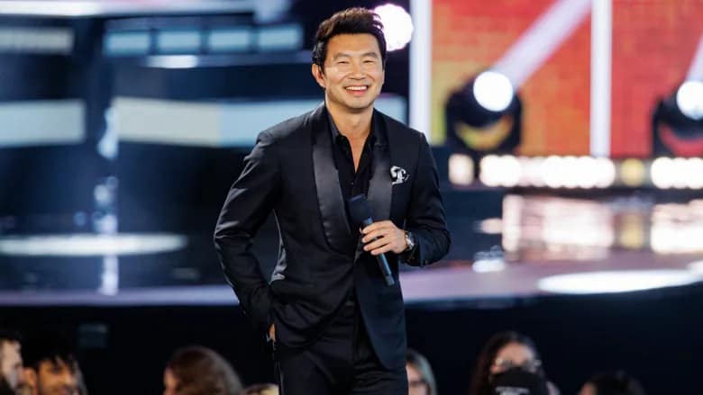 Sim Liu hosting the JUNOS.