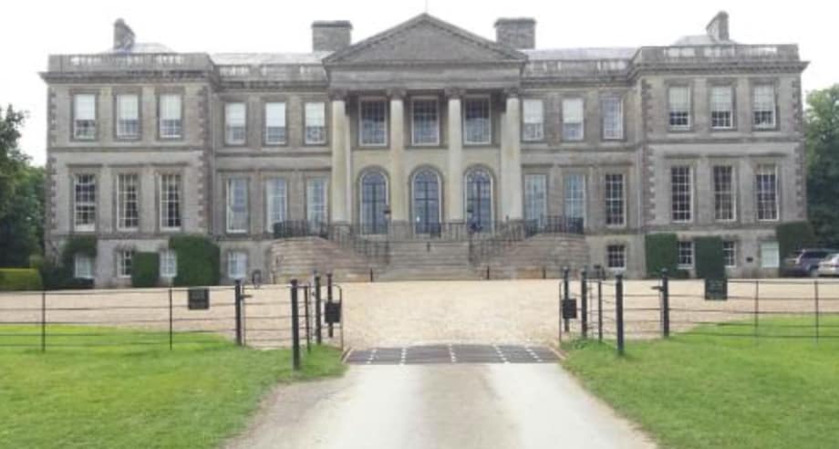 Ragley Hall as Althorp in "The Crown"