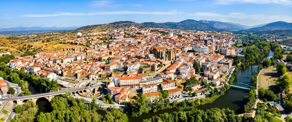 King’s Landing (House of the Dragon). Location: Plasencia, Cáceres, Spain