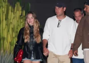 Sydney Sweeney & Scooter Braun's Romance Heats Up